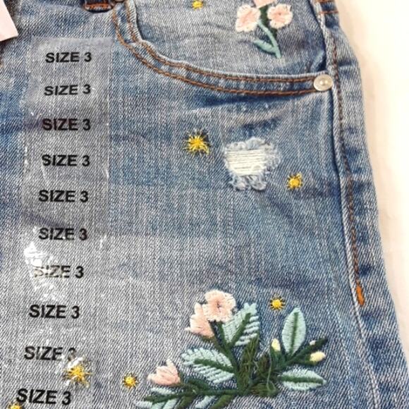 NWT Juniors Sz 3 Embroidered Distressed Highrise Grunge Denim Cutoff Shorts - Picture 5 of 12
